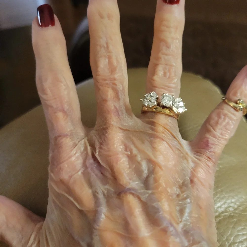 Yellow Gold And Diamond Wedding Set - Picture 4 of 10
